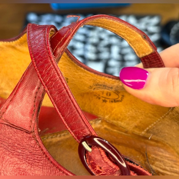John Fluevog Operetta Malibran Red AND Black Heels Size 10 Project Shoes (2 prs) - Picture 5 of 16